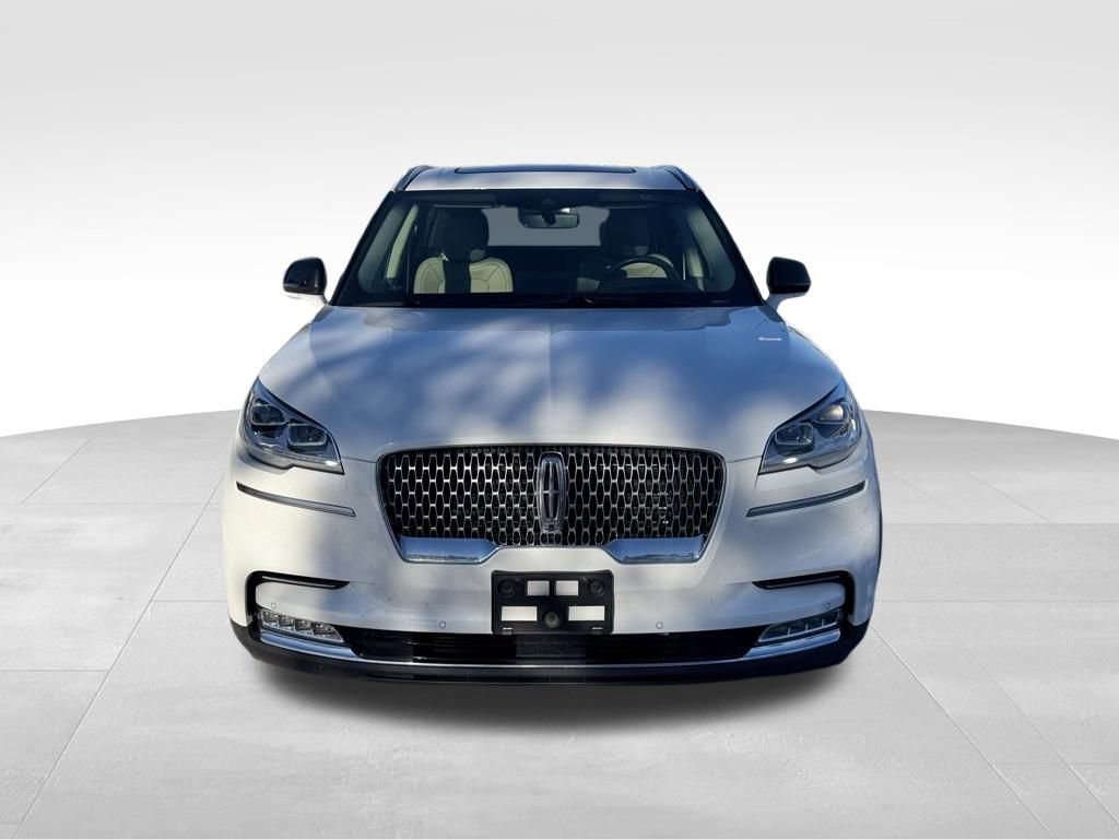 Used 2021 Lincoln Aviator Reserve w/ Equipment Group 202A image 4
