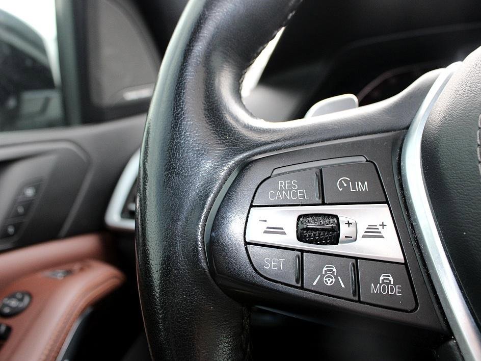 Used 2020 BMW X5 xDrive40i w/ Premium Package image 12