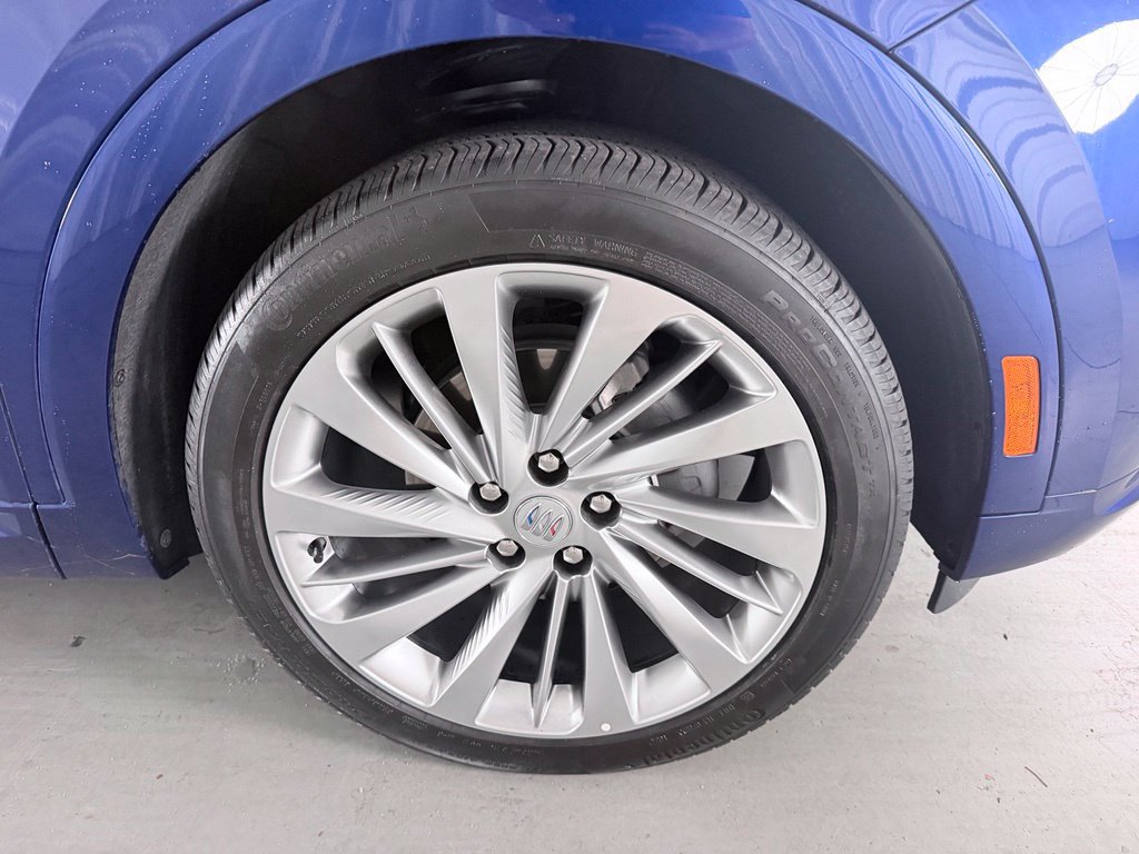 Used 2024 Buick Envision Avenir AWD/4WD image 4