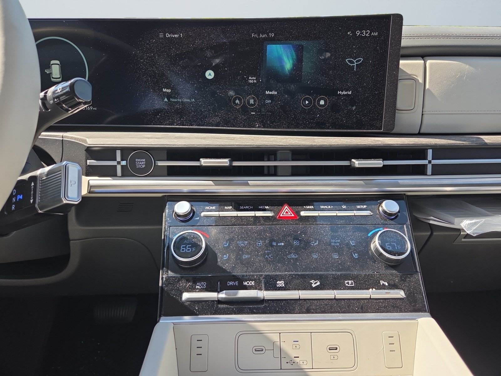 Certified 2026 Hyundai Santa Fe Limited AWD/4WD image 13
