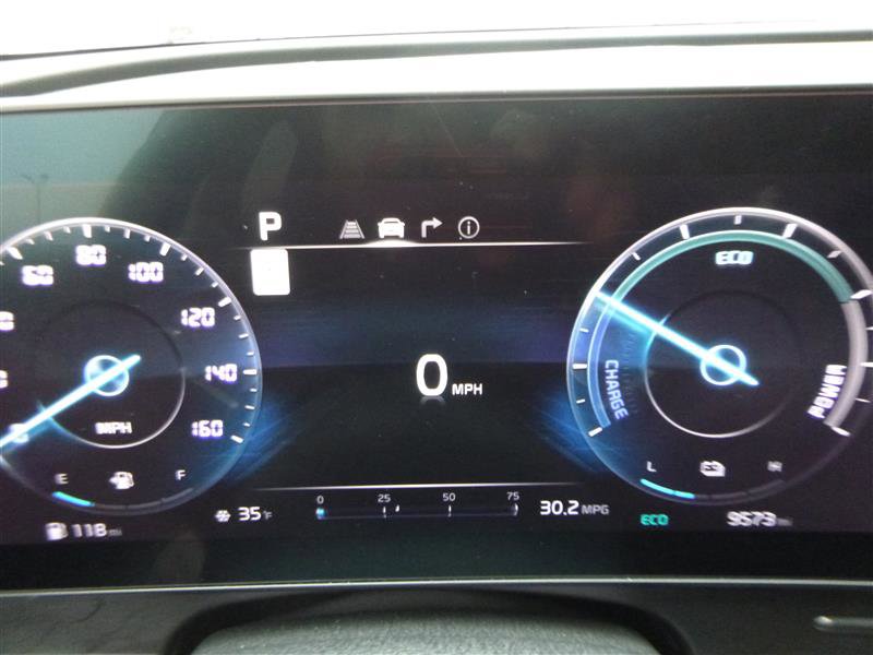 Used 2025 Kia Sportage SX Prestige image 12