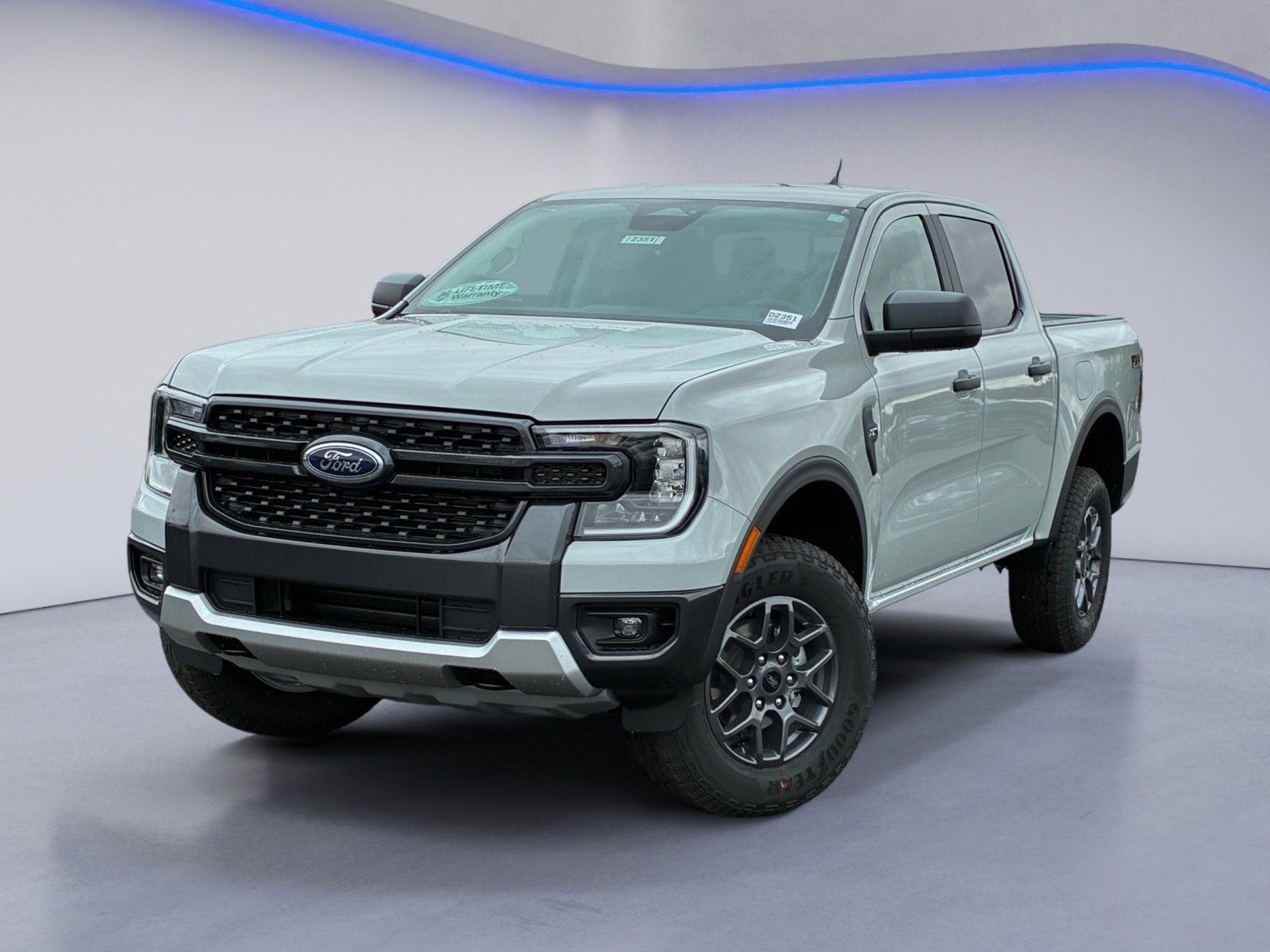 New 2026 Ford Ranger XLT w/ Equipment Group 301A High AWD/4WD image 2