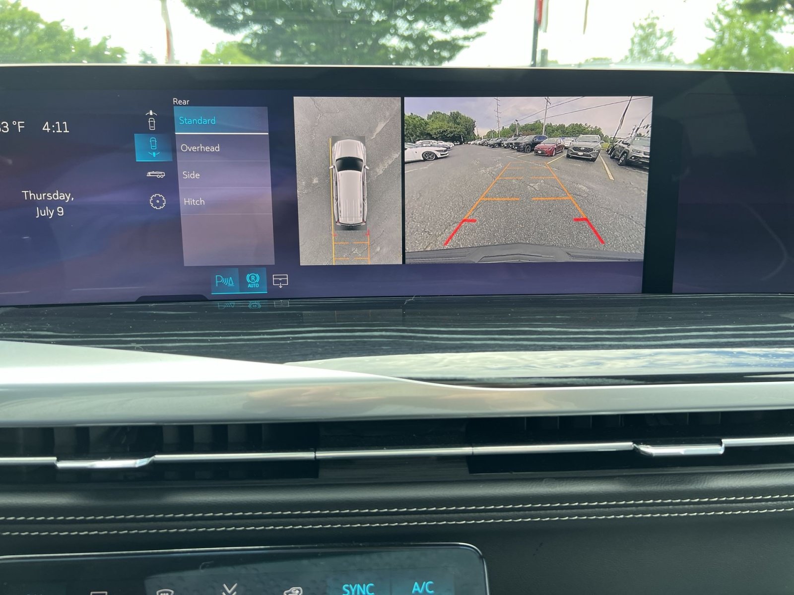 Used 2026 Cadillac Escalade Sport AWD/4WD image 19