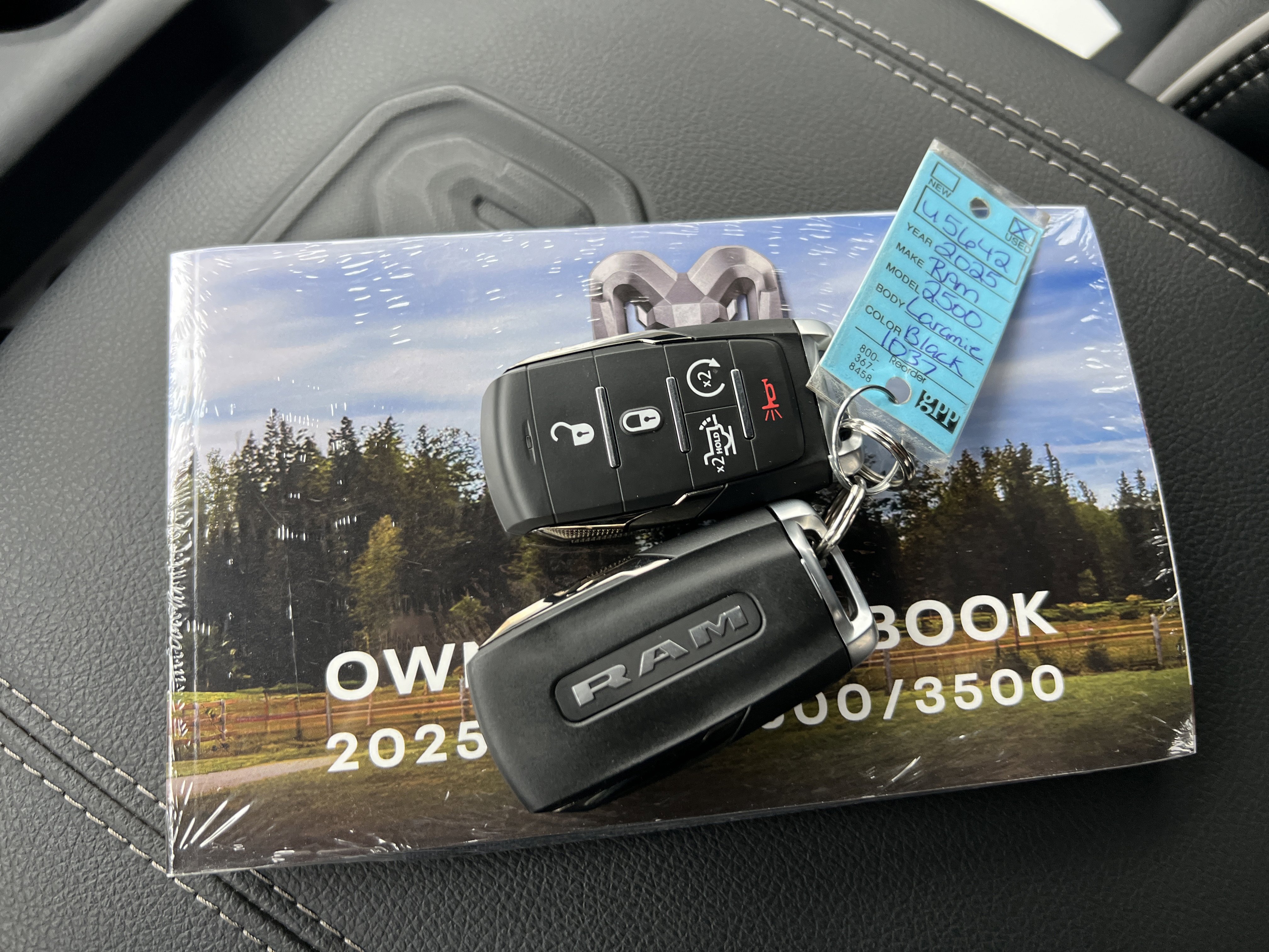 Used 2025 RAM 2500 Laramie image 36