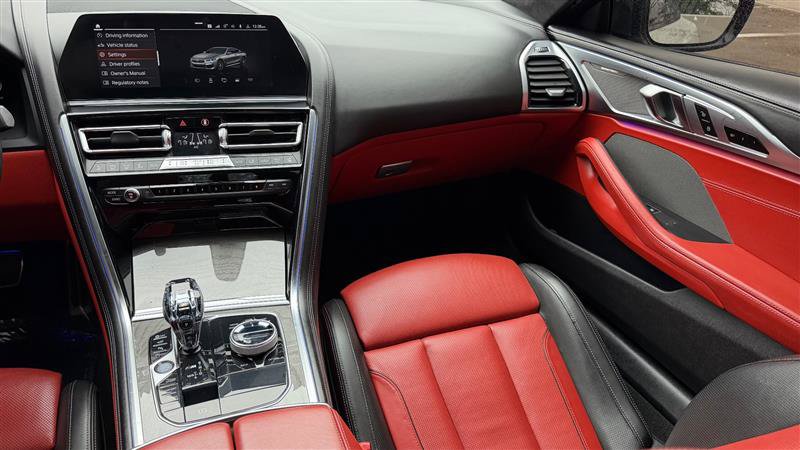 Used 2019 BMW M850i xDrive Coupe w/ M Carbon Exterior Package AWD/4WD image 32