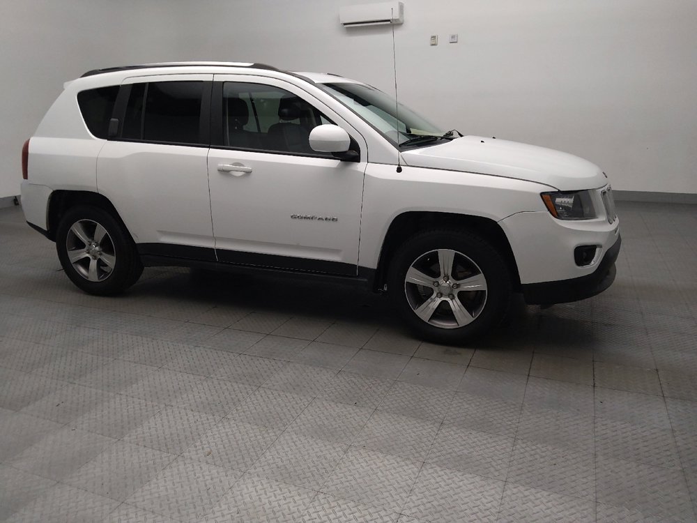 Used 2017 Jeep Compass High Altitude image 13