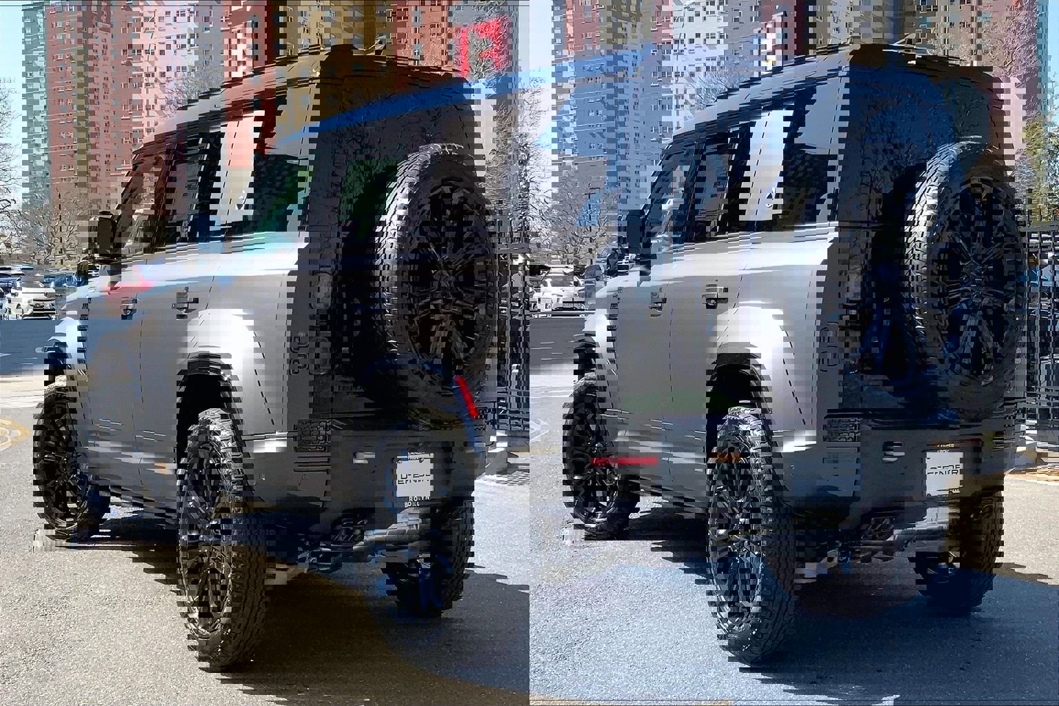 New 2026 Land Rover Defender 110 OCTA image 12