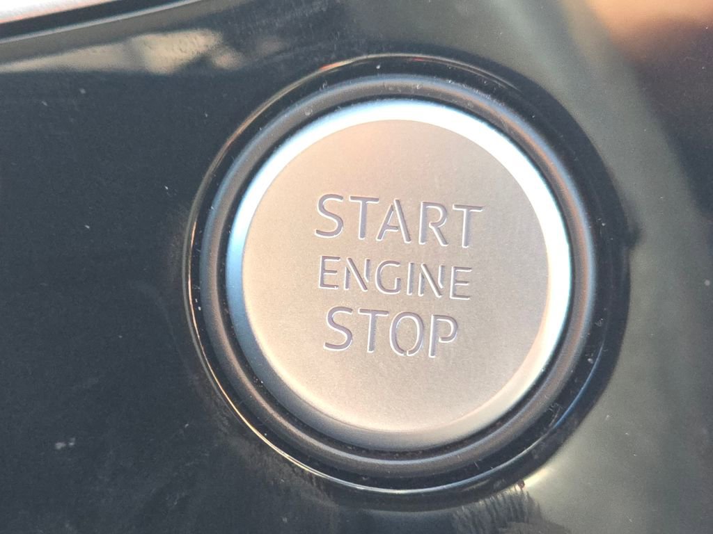 Used 2017 Audi Q7 3.0T Prestige image 34