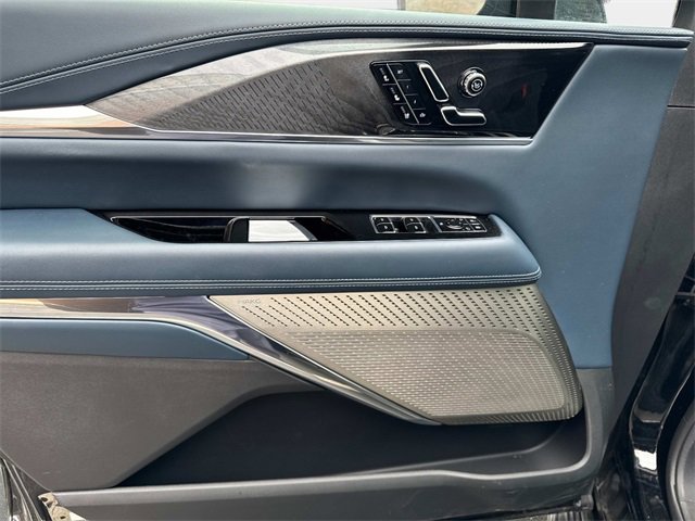 New 2025 Cadillac Escalade IQ Sport 2 image 18