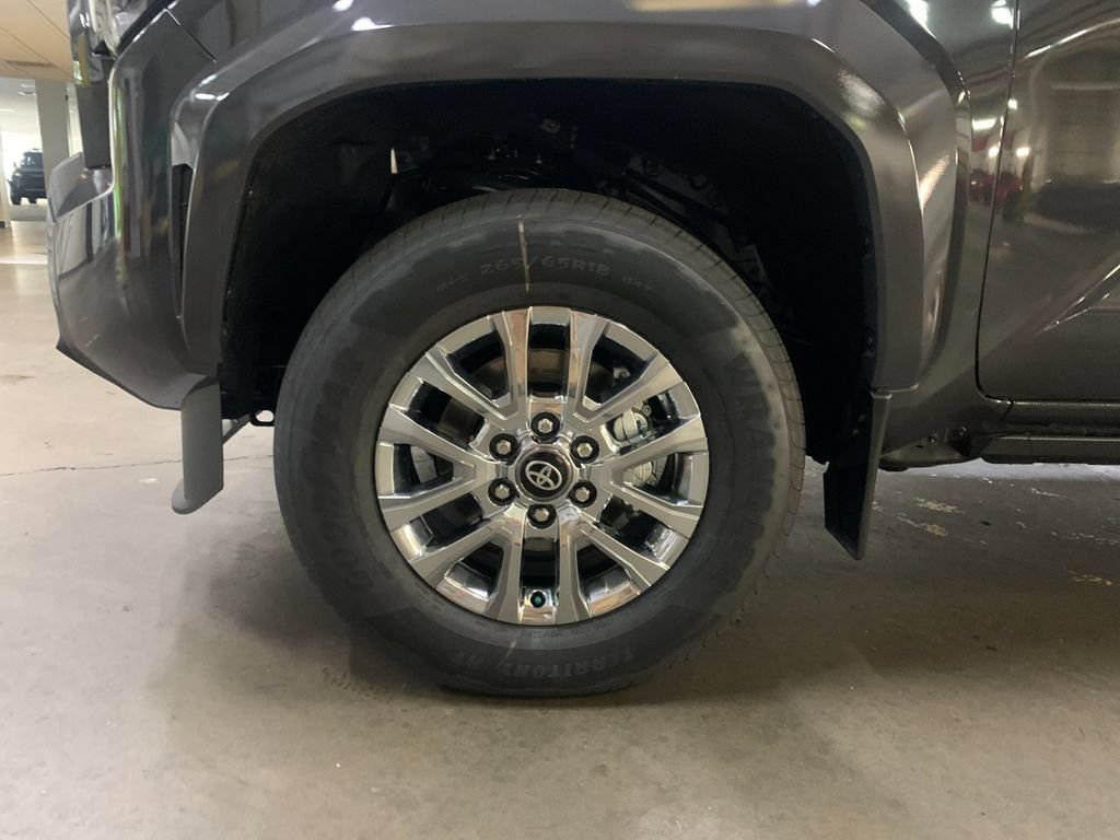 New 2026 Toyota Tacoma Limited AWD/4WD image 32
