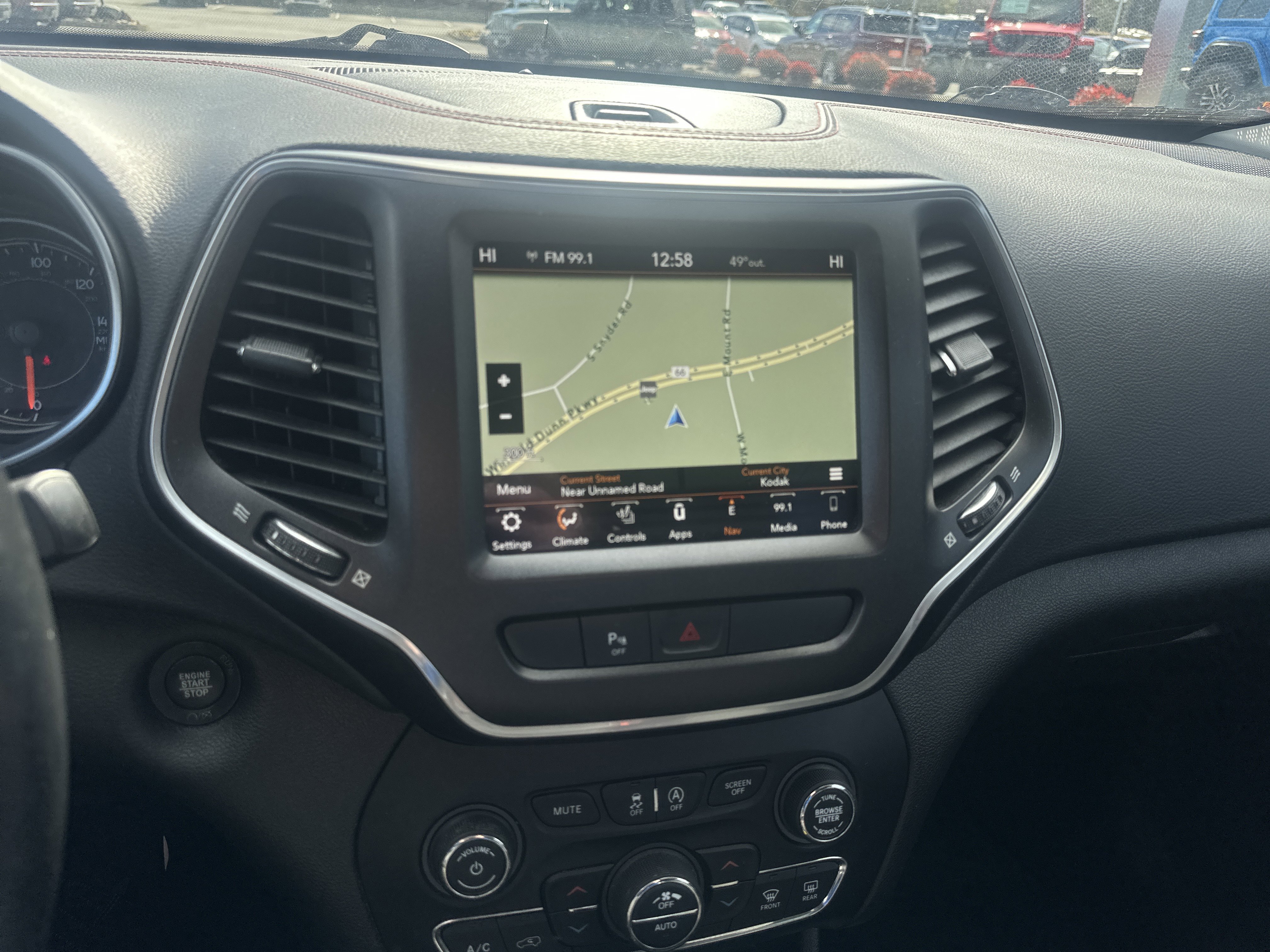 Used 2019 Jeep Cherokee Trailhawk w/ Comfort/Convenience Group image 35