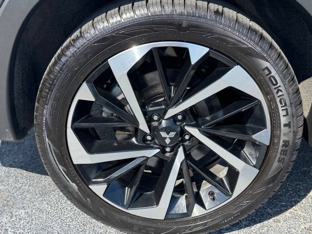 Used 2024 Mitsubishi Outlander SE FWD image 6