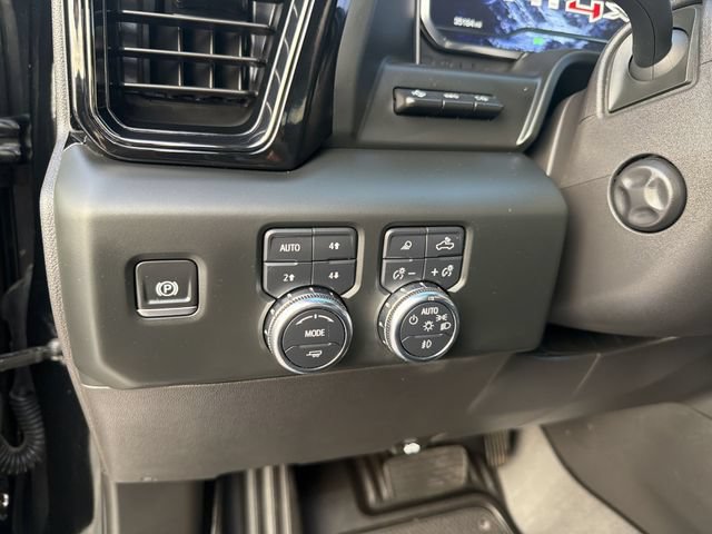 Used 2024 GMC Sierra 1500 AT4X AWD/4WD image 11