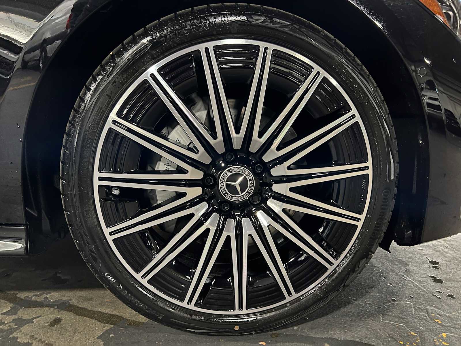 New 2026 Mercedes-Benz CLE 300 4MATIC Cabriolet image 9