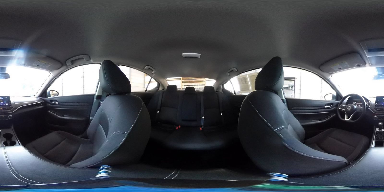 Used 2025 Nissan Altima 2.5 SV FWD image 42