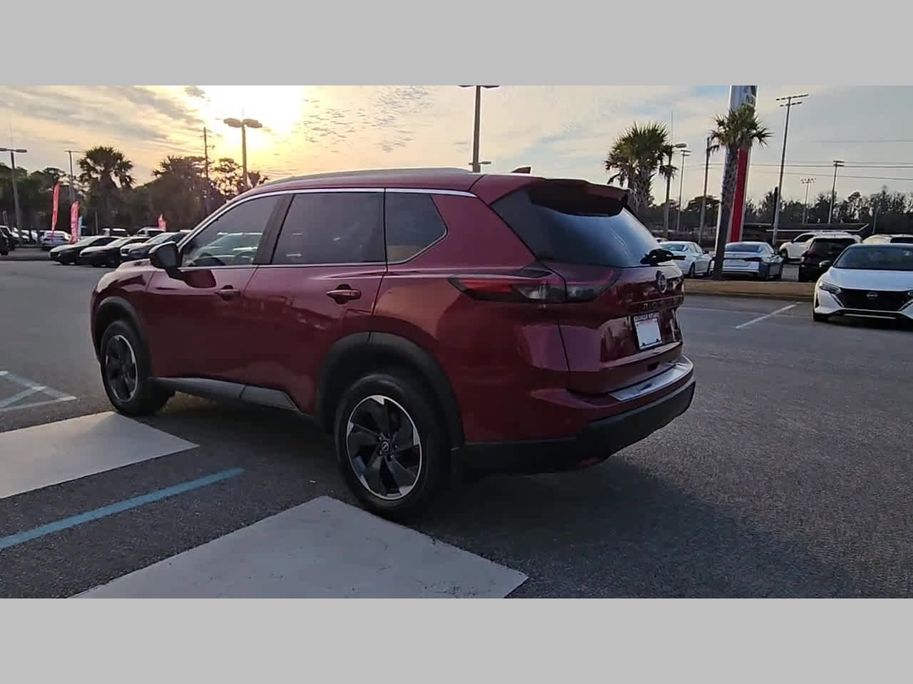 Used 2024 Nissan Rogue SV w/ SV Premium Package image 29