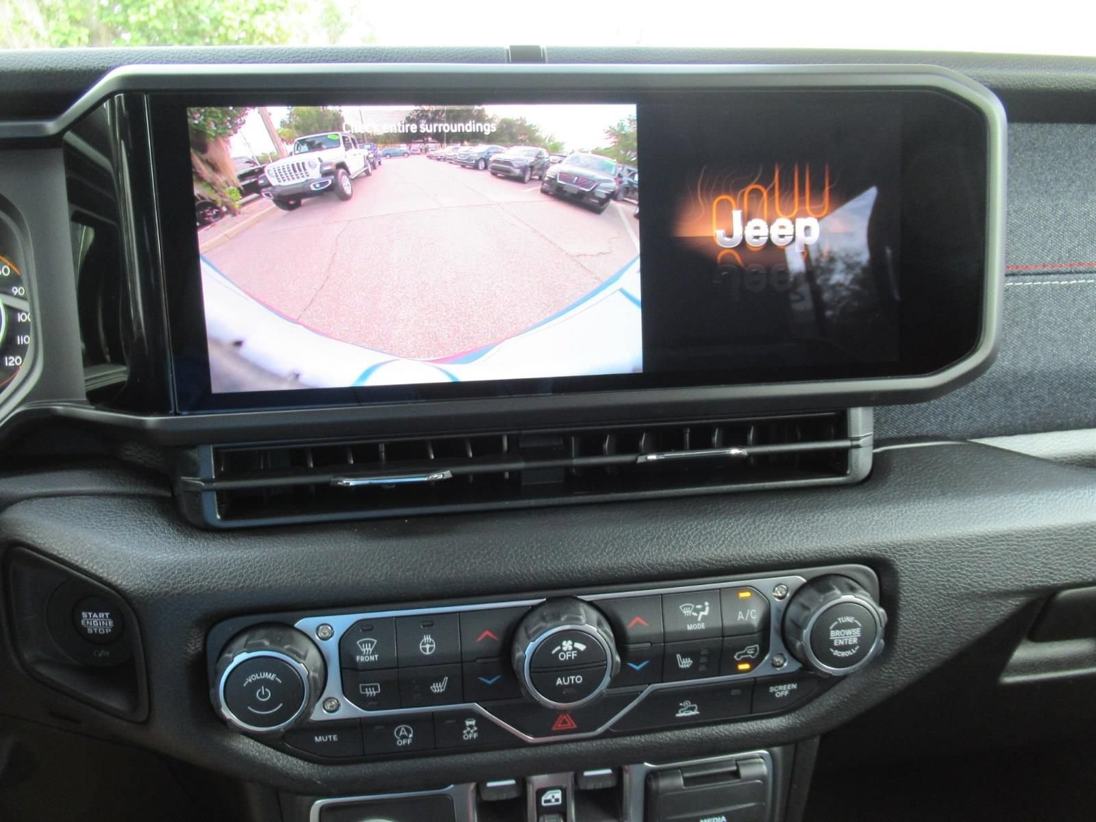 New 2026 Jeep Wrangler Unlimited Sport w/ Dual Top Group AWD/4WD image 27