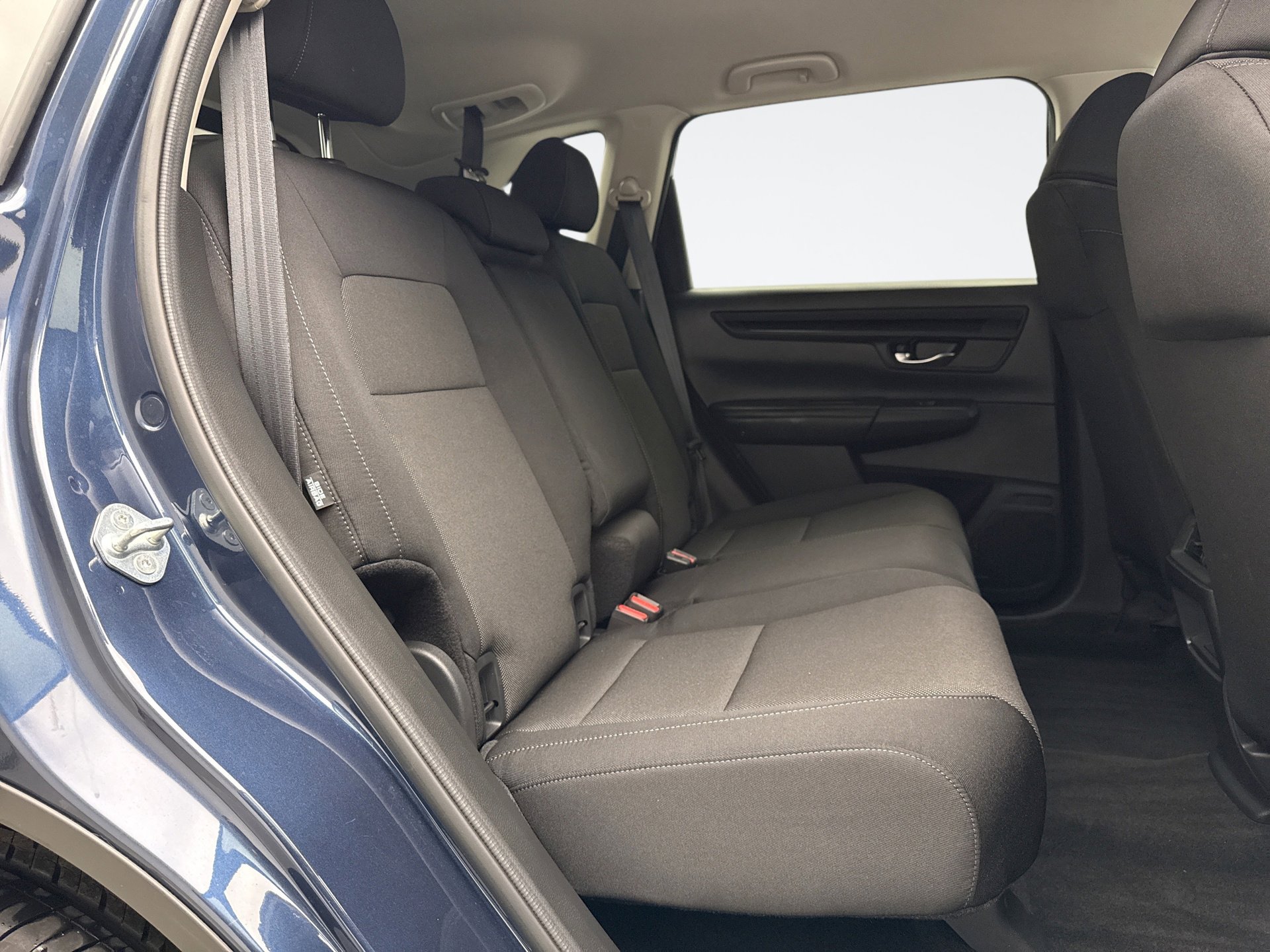 Used 2025 Honda CR-V LX image 16