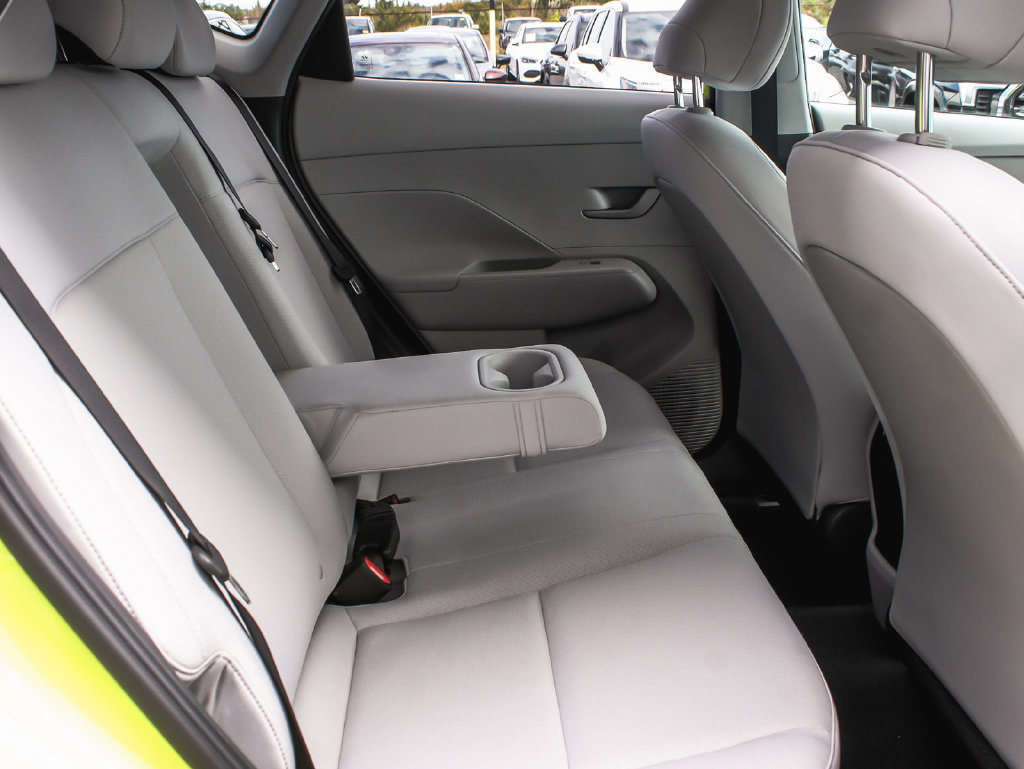 Used 2024 Hyundai Kona SEL AWD/4WD image 37