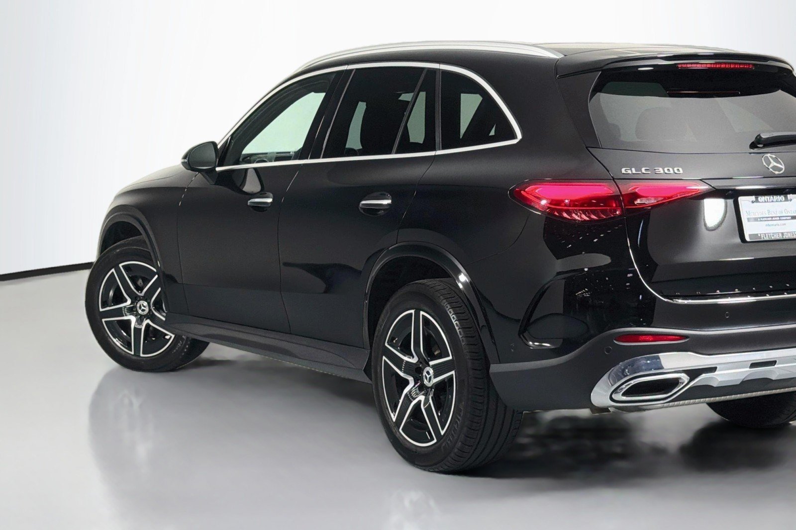 Used 2026 Mercedes-Benz GLC 300 image 16
