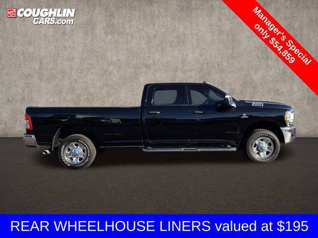 Used 2024 RAM 3500 Tradesman w/ Chrome Appearance Group image 10