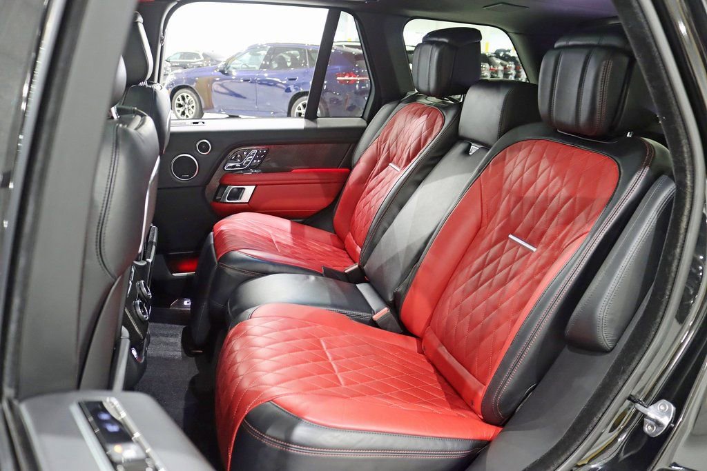 Used 2021 Land Rover Range Rover SV Autobiography Dynamic image 36