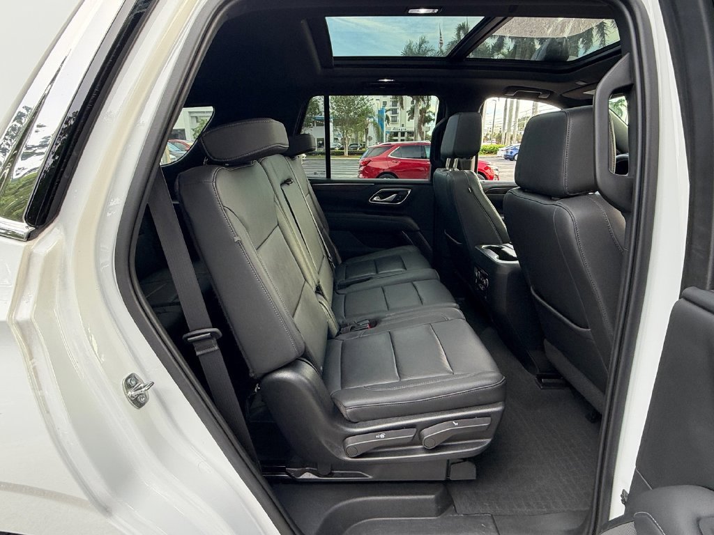 Used 2023 Chevrolet Tahoe LT w/ LT Signature Plus Package RWD image 18