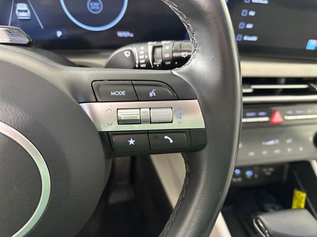 Used 2025 Hyundai Tucson SEL image 16