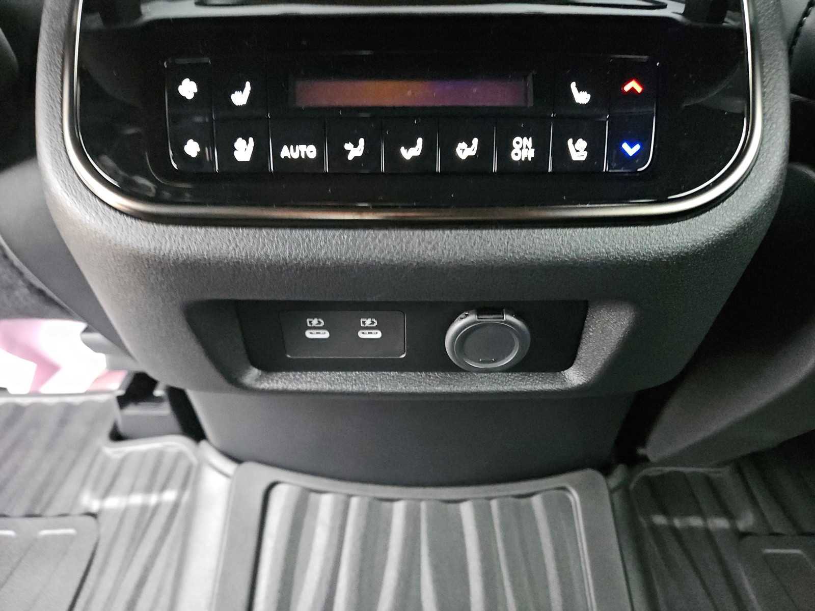 New 2026 INFINITI QX80 4WD w/ Sport Exterior Package image 22