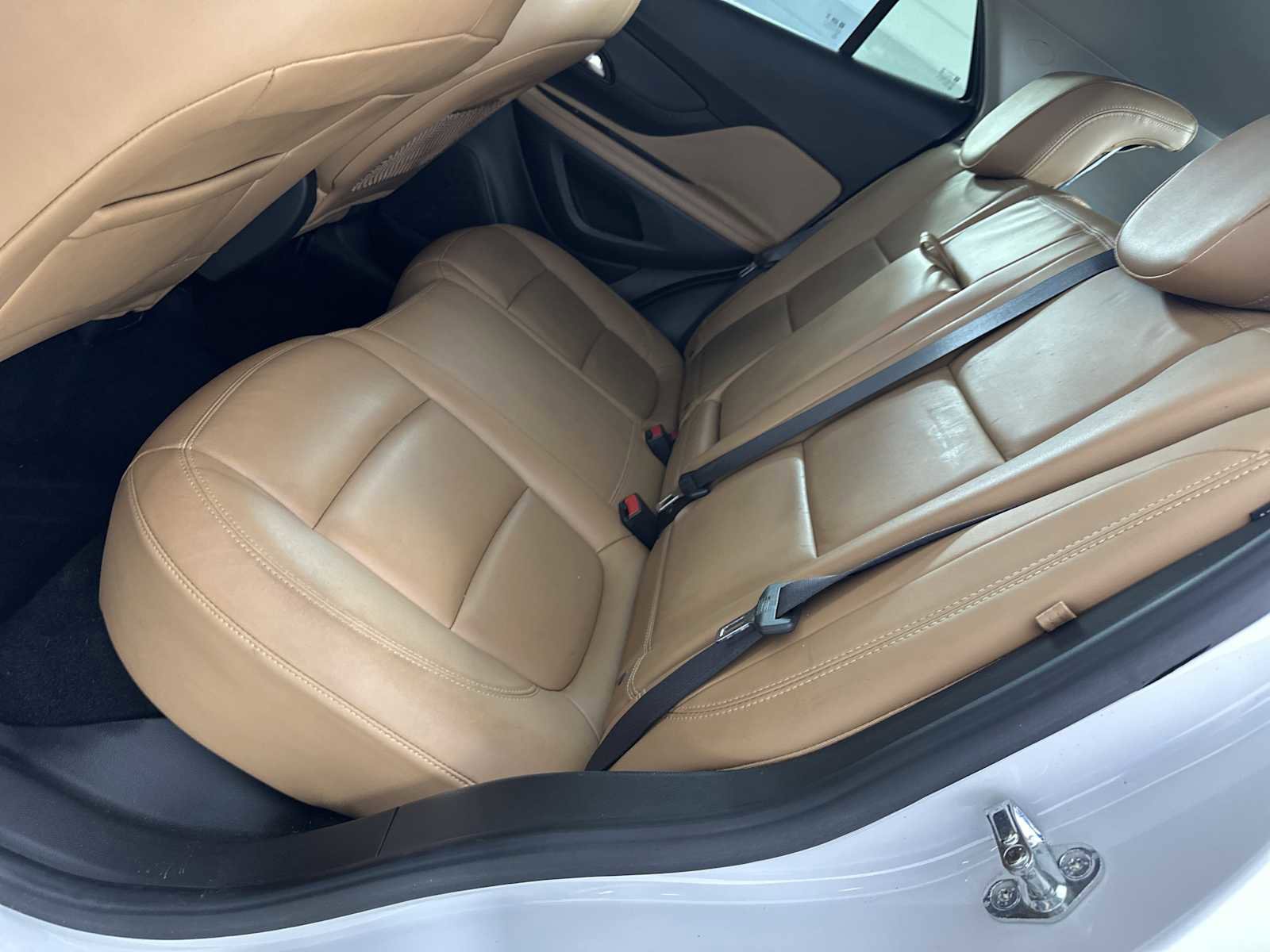 Used 2019 Buick Encore Essence w/ Experience Buick Package FWD image 24