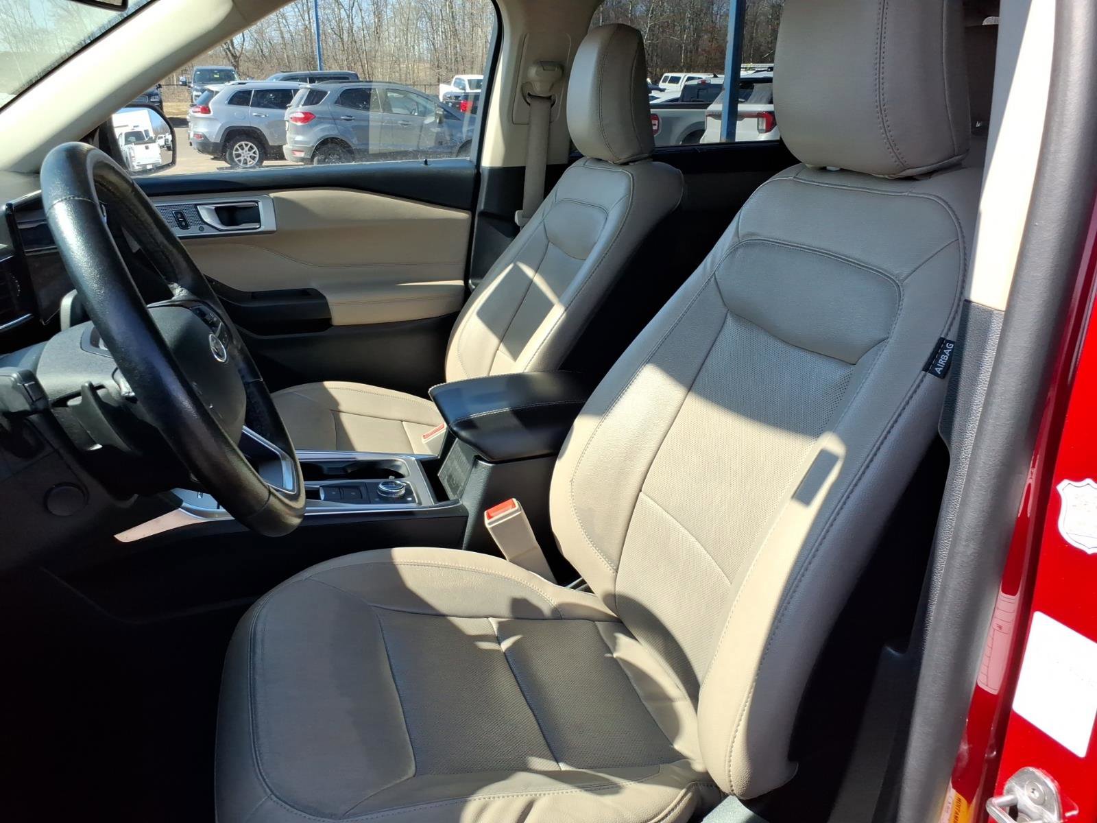 Certified 2020 Ford Explorer Limited AWD/4WD image 19