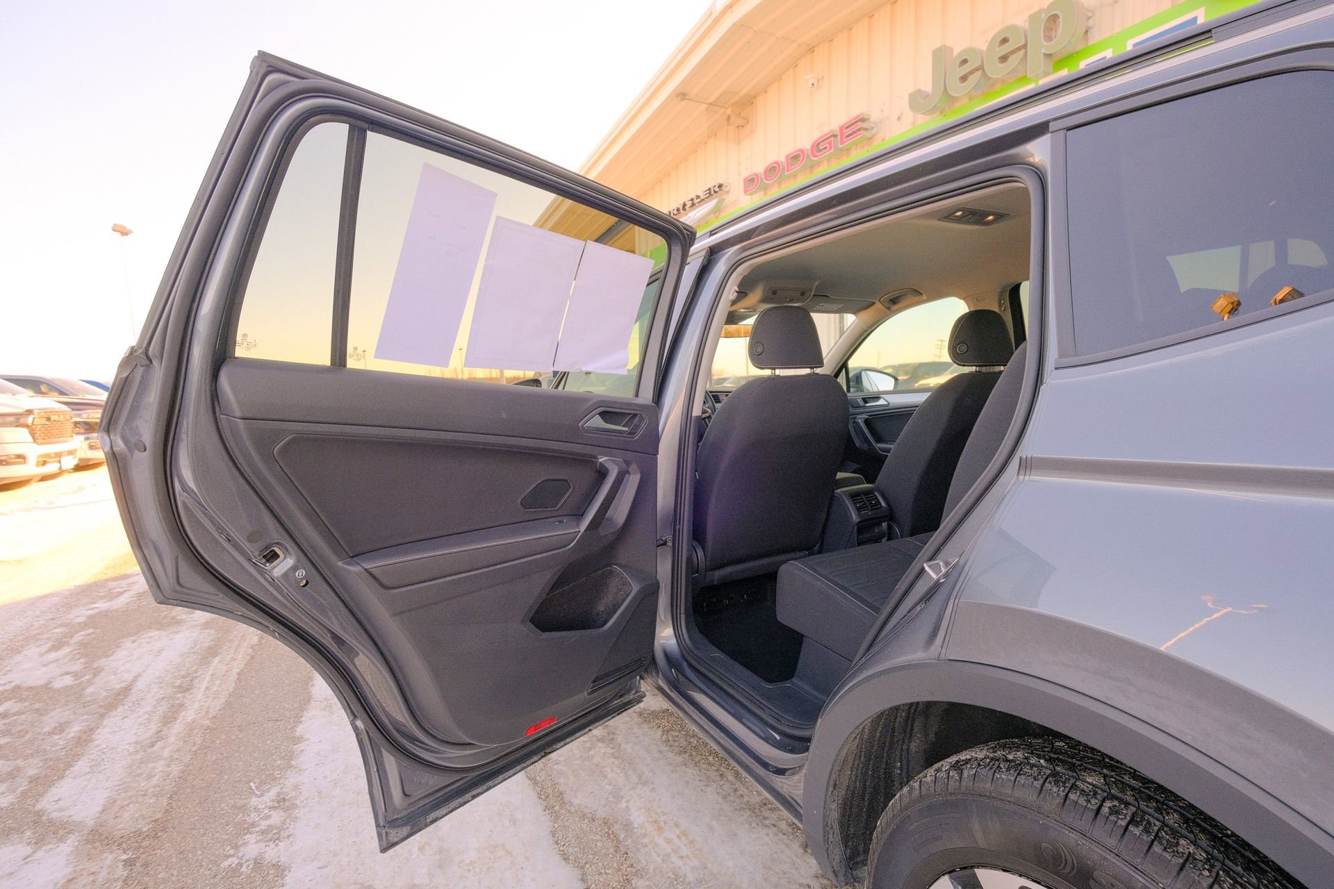 Used 2024 Volkswagen Tiguan S image 28