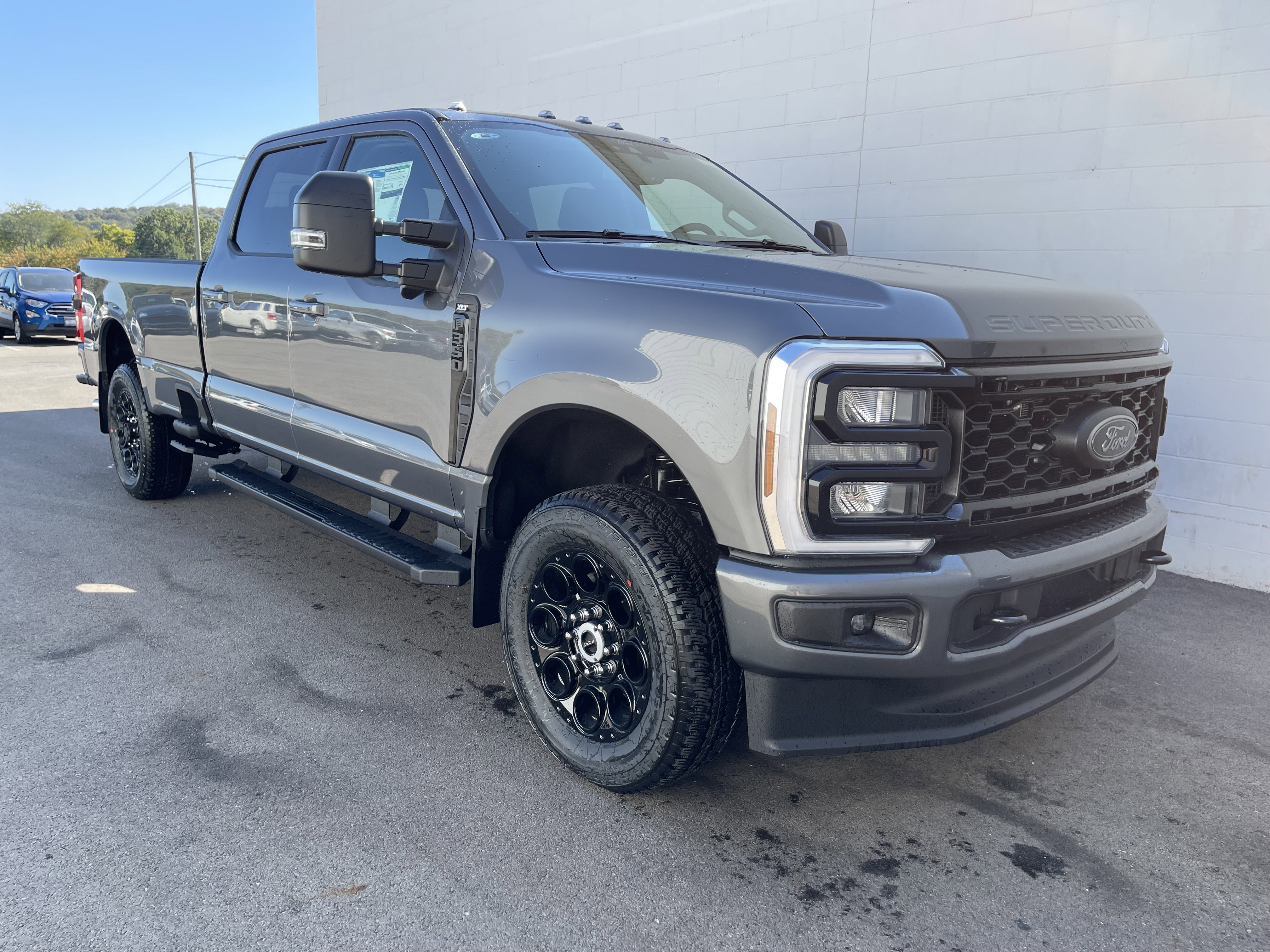 New 2026 Ford F350 XLT w/ XLT Premium Package image 3