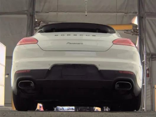 Used 2016 Porsche Panamera image 6