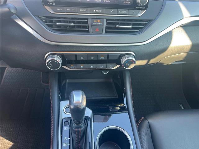 Used 2025 Nissan Altima 2.5 SR FWD image 9