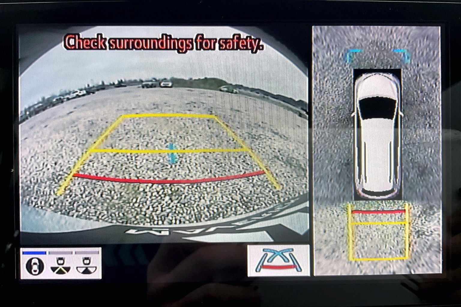 Used 2022 Toyota Sienna Platinum image 13