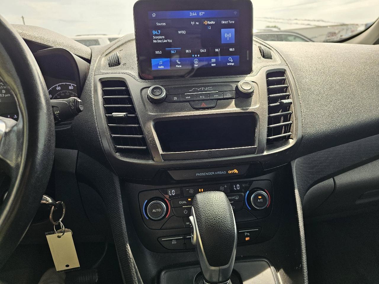 Used 2019 Ford Transit Connect XLT FWD image 11