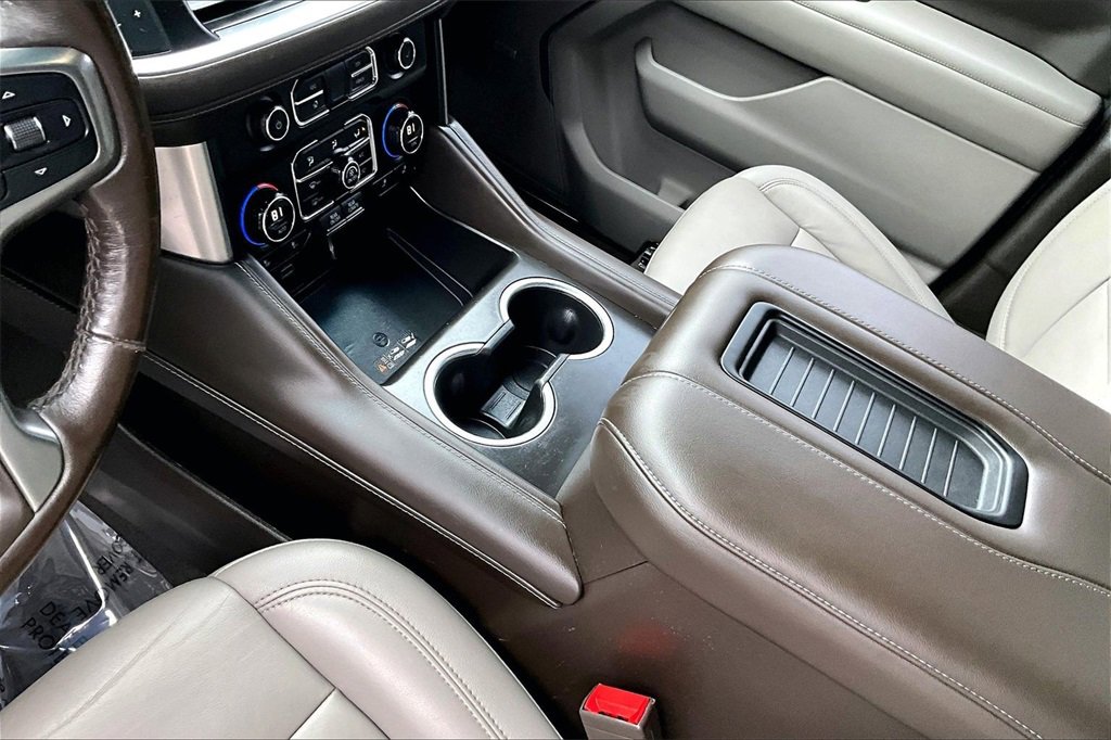 Certified 2021 Chevrolet Tahoe Z71 w/ Luxury Package image 16