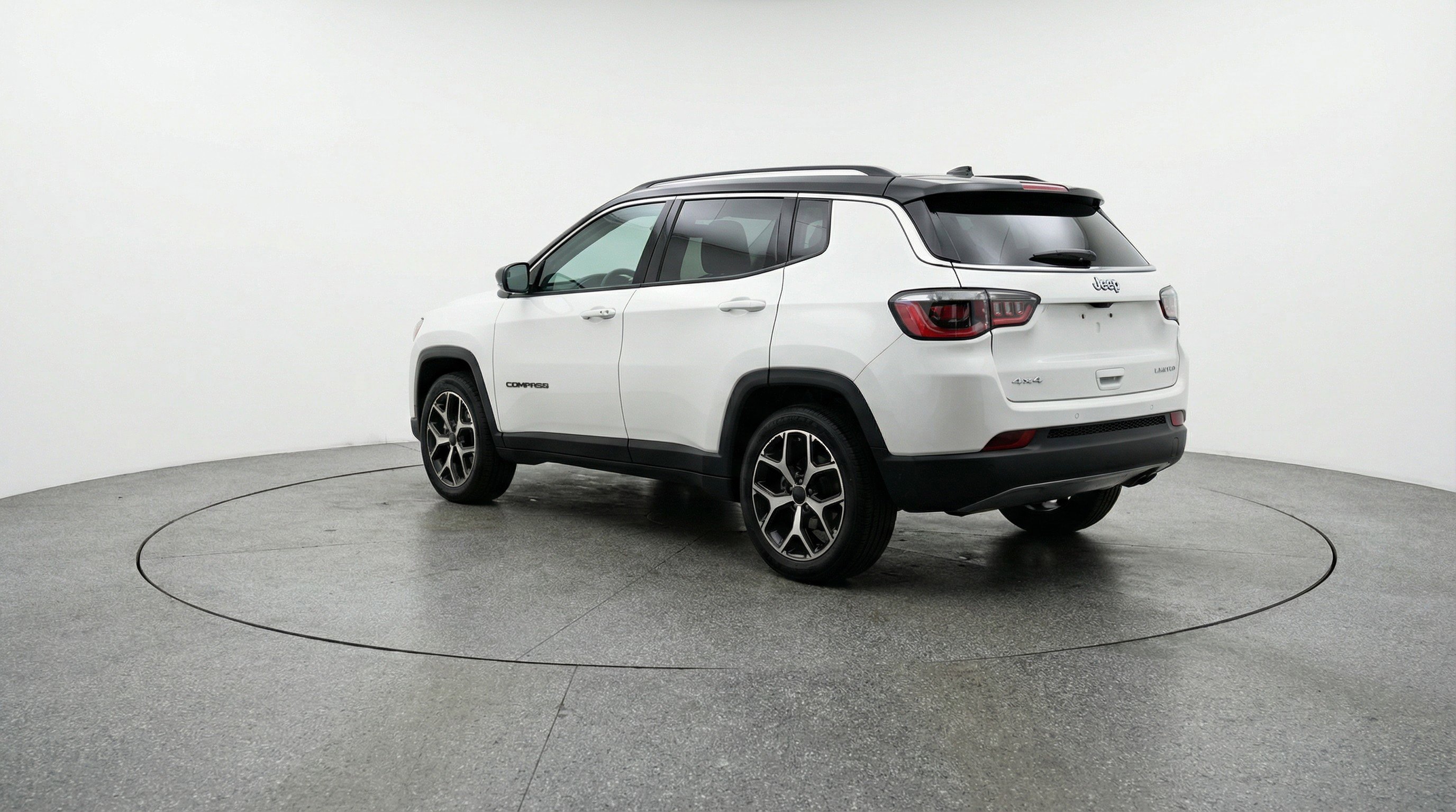 Used 2025 Jeep Compass Limited AWD/4WD image 6