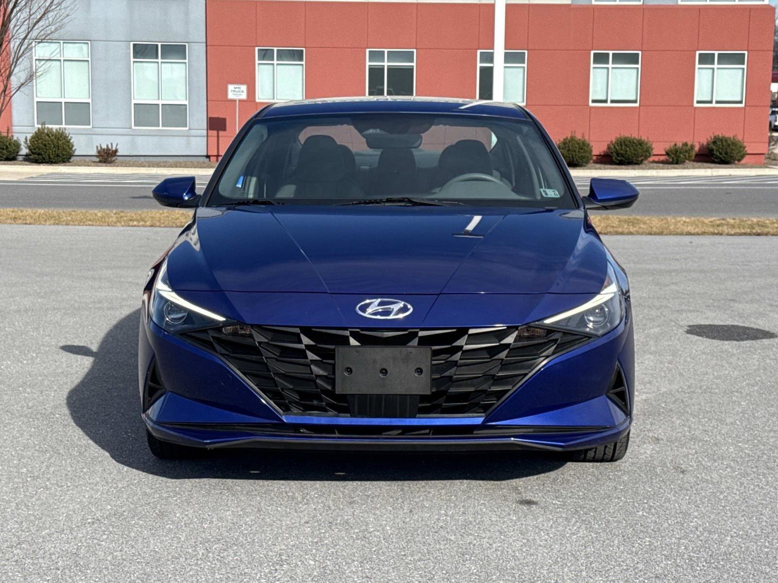 Used 2023 Hyundai Elantra SEL w/ Convenience Package image 28