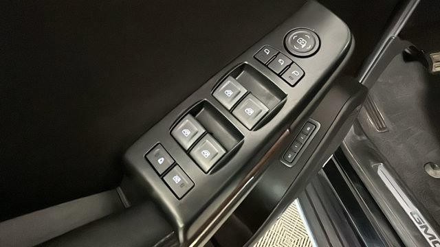 Used 2020 GMC Yukon SLT AWD/4WD image 10