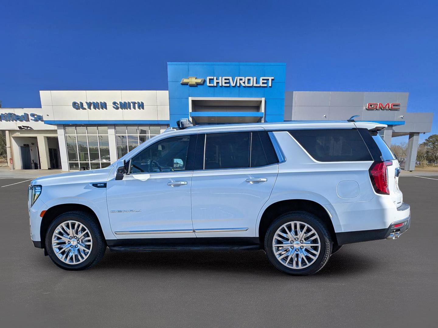 Certified 2024 GMC Yukon Denali image 13