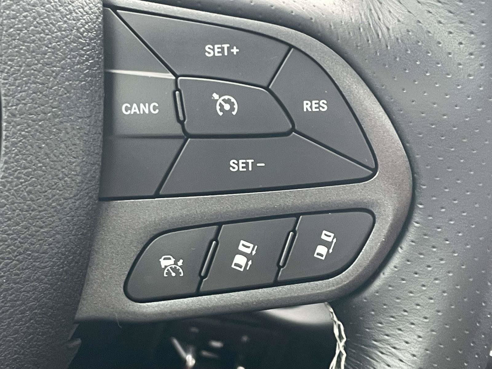 Used 2024 Dodge Durango SRT AWD/4WD image 23