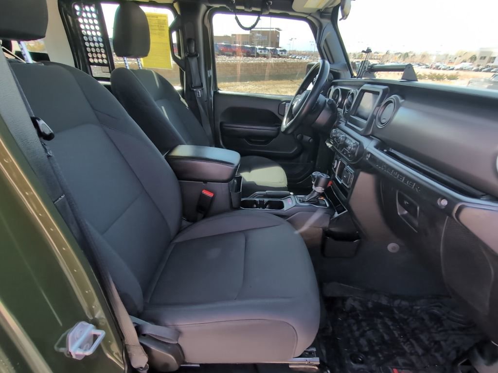 Used 2022 Jeep Wrangler Unlimited Sport image 34