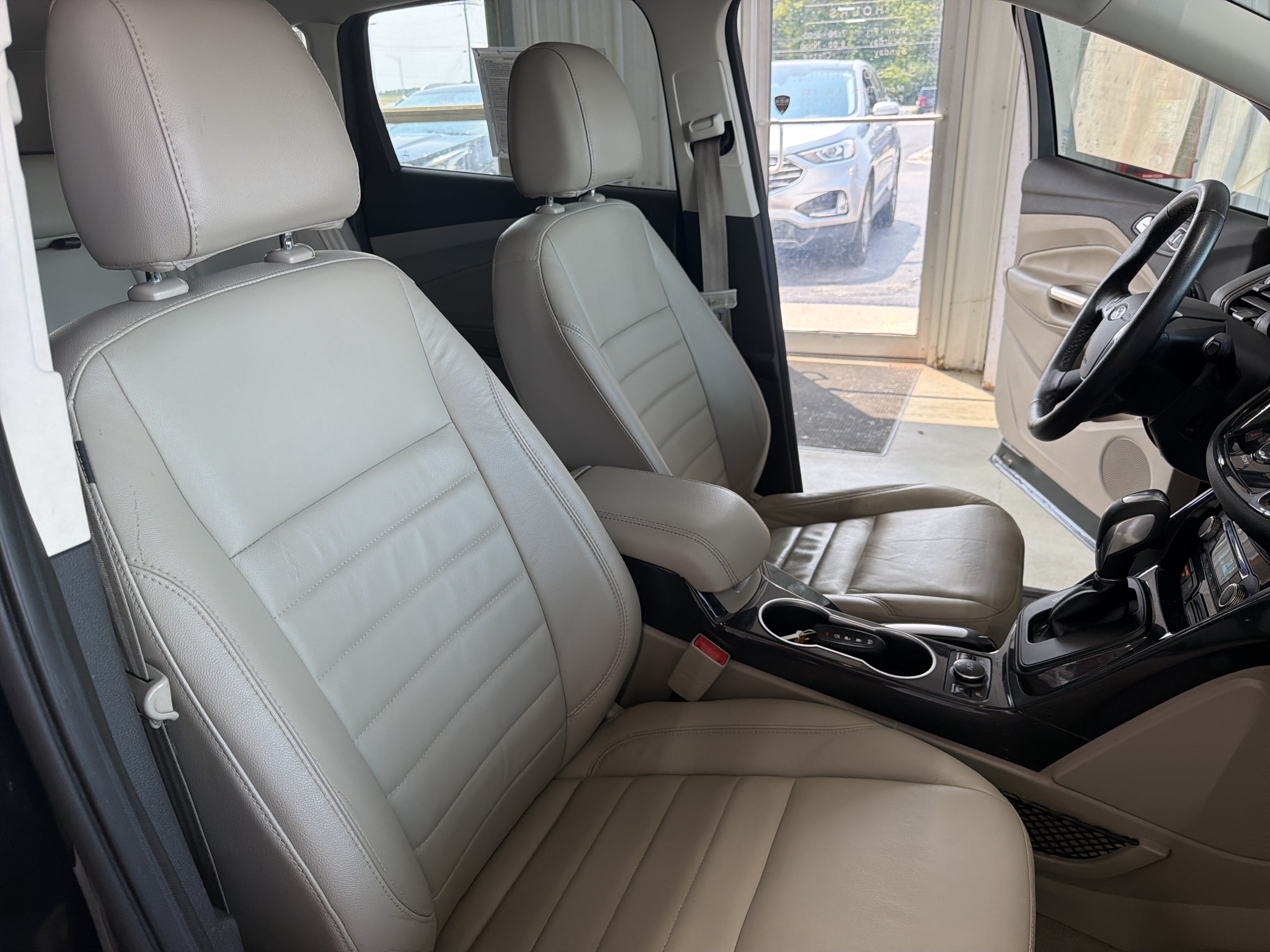 Used 2016 Ford Escape Titanium FWD image 45