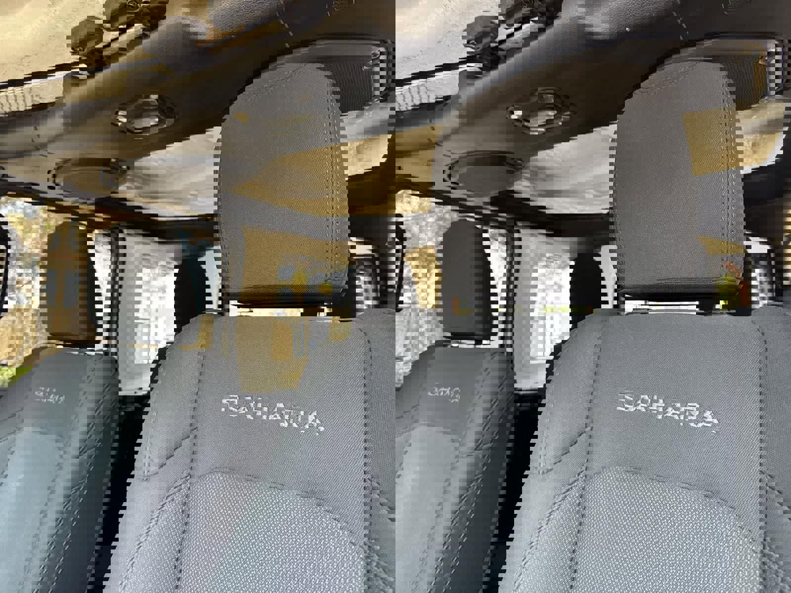 Used 2022 Jeep Wrangler Unlimited Sahara image 22