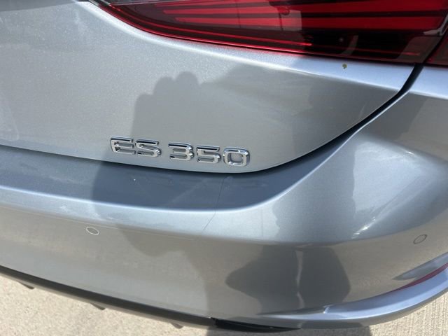 Used 2023 Lexus ES 350 F Sport w/ Accessory Package (Z2) FWD image 4