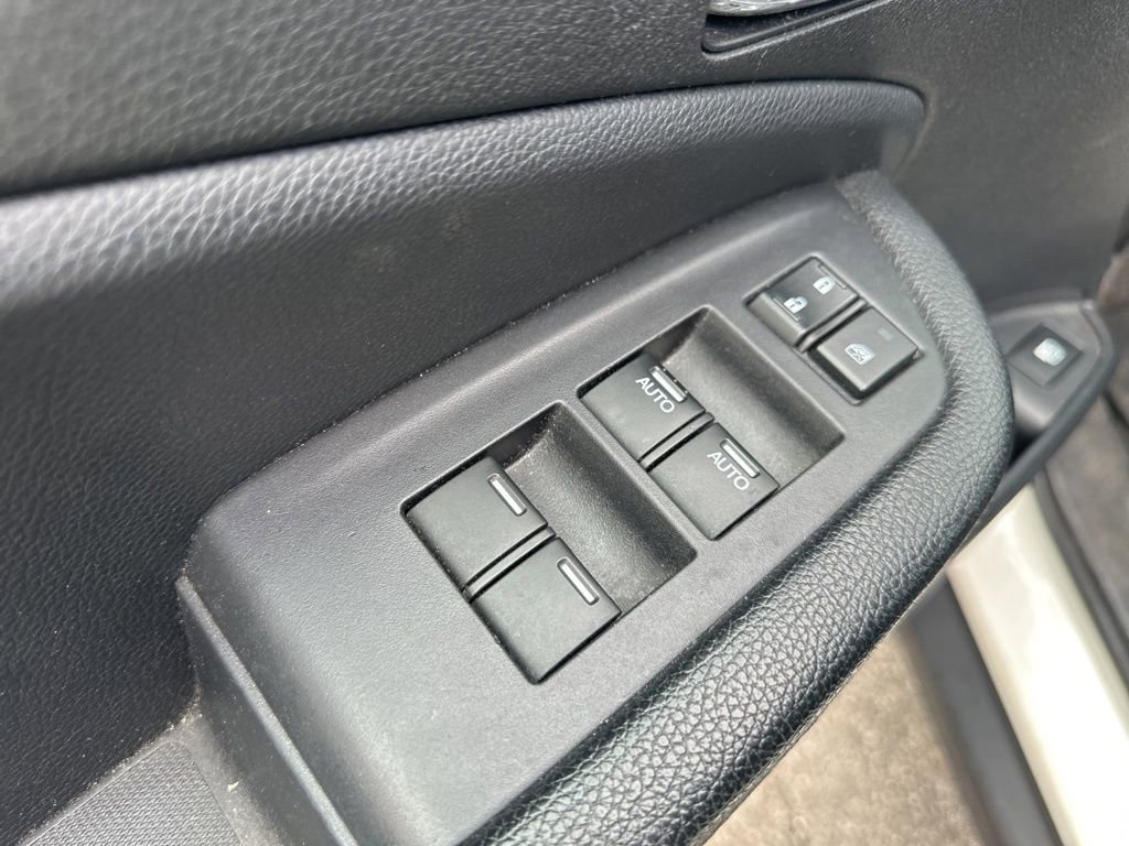 Used 2018 Honda Pilot EX image 16