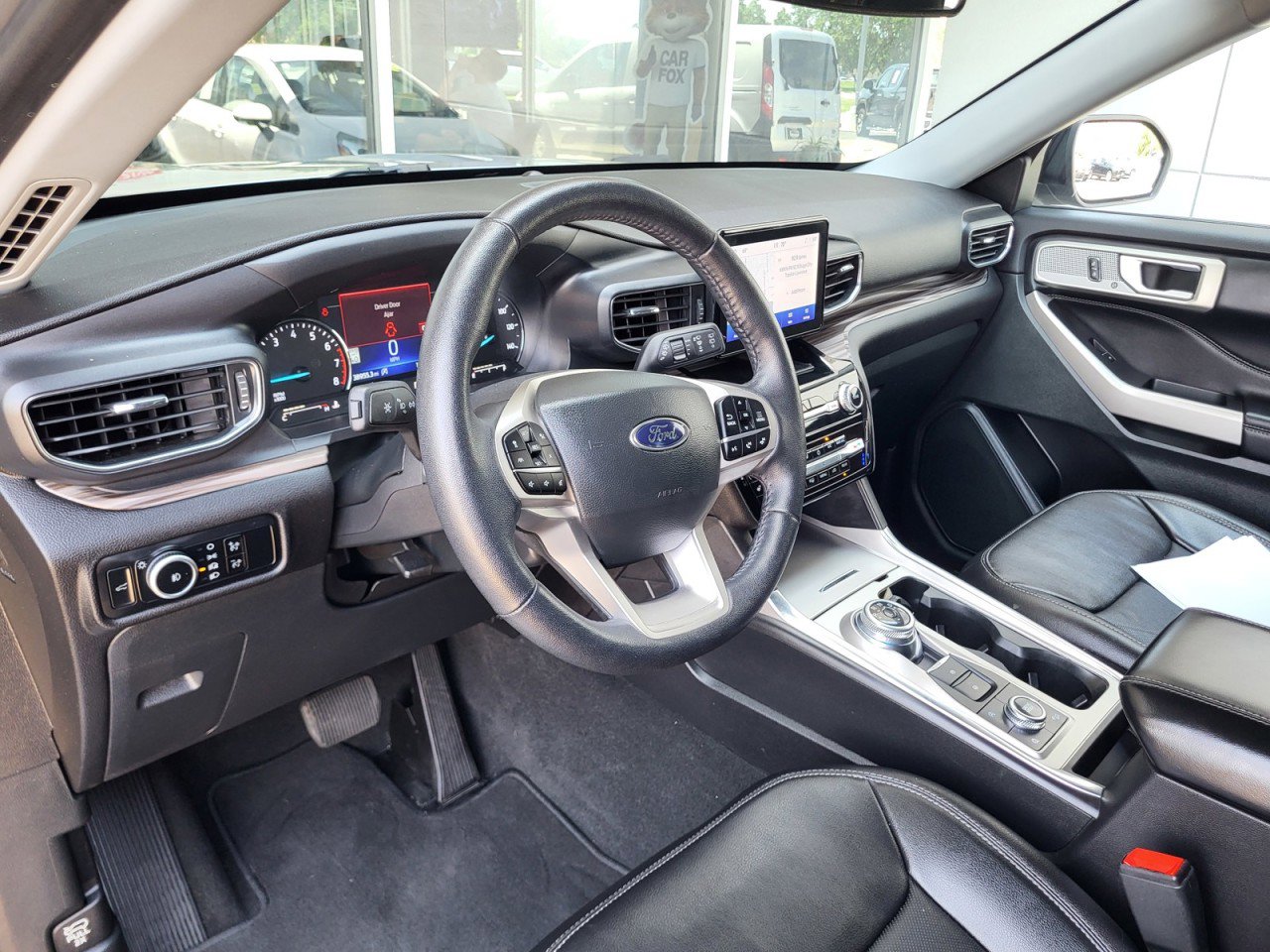Used 2023 Ford Explorer Limited image 27