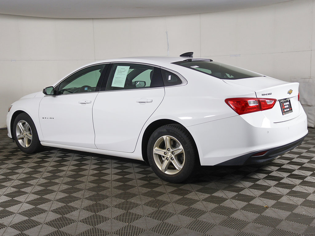 Used 2024 Chevrolet Malibu LS w/ Driver Confidence Package FWD image 8